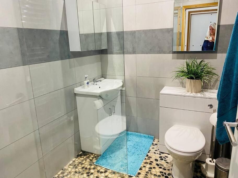 Love Lancing By The Sea With Optional Large Hot Tub Sleeps Up To 8 & Free Parking Villa Exterior foto