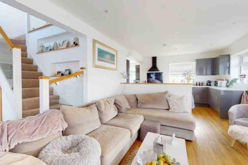 Love Lancing By The Sea With Optional Large Hot Tub Sleeps Up To 8 & Free Parking Villa Exterior foto